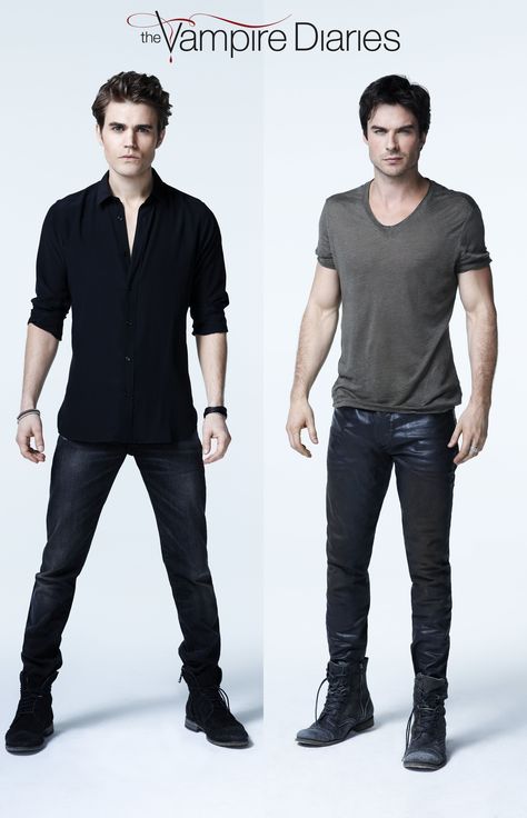 Stefan and Damon Salvatore. The Vampire Diaries. Damon Salvatore Full Body Pic, Damon Salvatore Costume, Stefan Salvatore Outfit, Damon Salvatore Style, Damon Salvatore Outfits, Stefan And Damon Salvatore, Vampire Diaries Costume, Elijah Vampire Diaries, Stefan And Damon