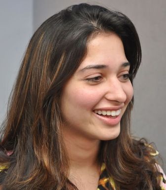 15 Best Photos Of Tamanna Bhatia Without Makeup Tamanna Bhatia, Actress Without Makeup, Ordinary Day, No Makeup, Actress Pics, Without Makeup, Best Photos, Stylish Girl, Fashion Makeup