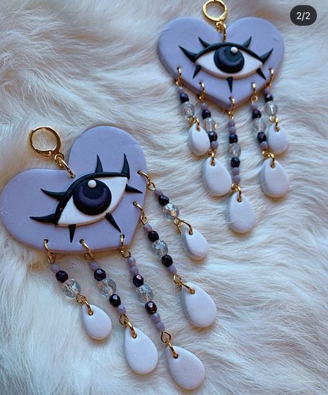 Clay And Metal Jewelry, Evil Eye Clay Earrings, Celestial Clay Earrings, Polymer Keychain Ideas, Fimo Earrings Ideas, Clay Keychain Ideas, Funky Clay Earrings, Fimo Clay Crafts, Polymer Clay Keychains