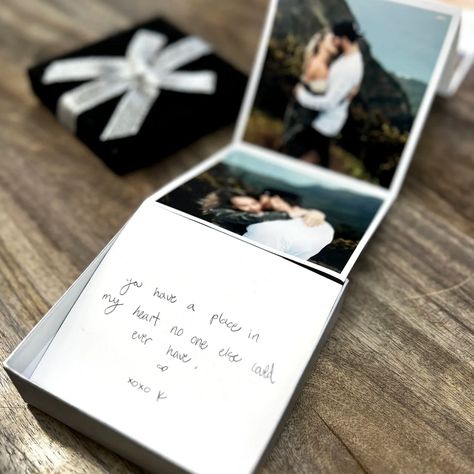 Photo Memory Box Diy, Diy Accordion Photo Book, Accordion Photo Book, Accordian Album, Photo Box Diy, Memories Box Diy, Accordian Book, Diy Photo Projects, Photo Gifts Diy