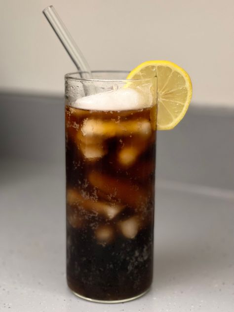 Coke In A Glass Aesthetic, Coke With Lemon, Coke Zero Aesthetic, Coke With Ice, Coca Cola Aesthetic, Diet Coke Aesthetic, Coke Aesthetic, Liquid Fast, Cocoa Cola