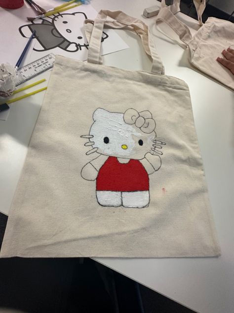 hello kitty bag Toad Bag, Hello Kitty Bag, Bag Design, Toad, Tote Bags, Bags Designer, Projects To Try, Hello Kitty, Kitty