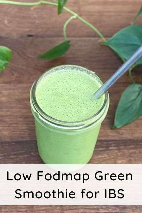 This low fodmap green smoothie for IBS is vegan, low fat, nutritious and great for gut health. It is made with liver cleansing vegetables that blend perfectly with pineapple for a slightly sweet green smoothie for SIBO and IBS. Lowfod Map Smoothies, Low Fodmap Green Smoothie, Low Fodmap Juicing Recipes, Low Fodmap Juice, Fodmap Smoothie Recipes, Low Fodmap Smoothie Recipe, Ibs Smoothie Recipes, Low Fodmap Drinks, Low Fodmap Recipes Breakfast