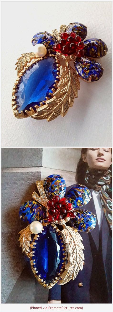 Venetian Art, Blue Berries, Fern Leaves, Floral Theme, Vintage Jewels, Red Glass, Vintage Costume Jewelry, Jewelry Creation, Vintage Jewellery