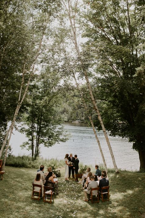 Cottage Wedding Ceremony, Outdoor Wedding Small Simple, Small Elopement Ceremony Ideas, Small Intimate Ceremony, Small Wedding Ceremony Set Up, Wedding Ceremony Intimate, Intimate Wedding In The Woods, Small Intimate Forest Wedding, Elopement Ideas Backyard