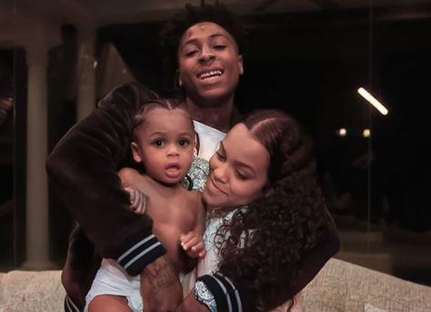 Nba Youngboy And Jaz, Youngboy And Jaz, Nba Youngboy And Yaya, Youngboy And Yaya, Money Yaya, Nba Baby, Best Rapper Alive, Nba Youngboy, Simple Iphone Wallpaper