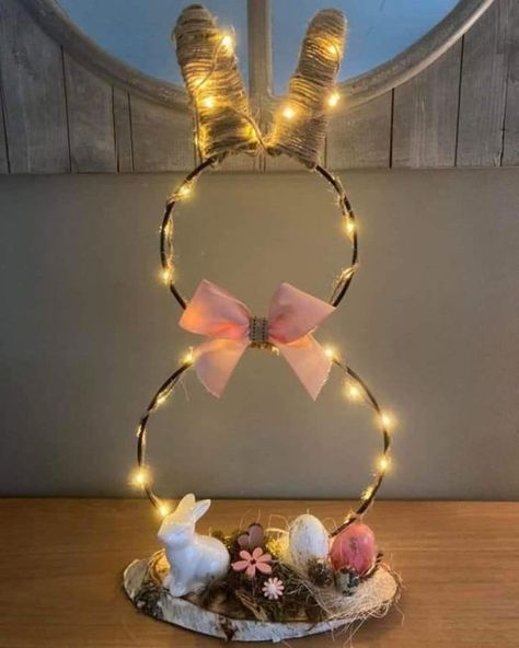 Easter Centerpieces Diy, Easter Craft Decorations, Easter Garland, Easy Easter Crafts, Easter Decorations Vintage, Easter Bunny Decorations, Easter Decorations Christian, Easter Crafts Diy, Easter Centerpieces