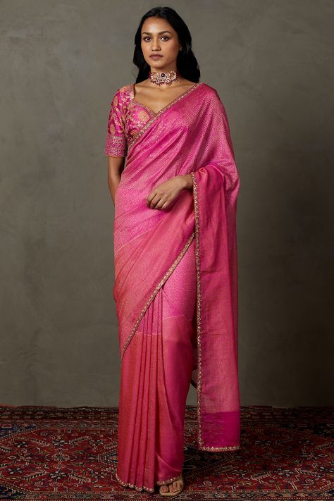 Fuchsia Silk Printed & Embroidered Saree Set Design by Ri Ritu Kumar at Pernia's Pop Up Shop 2024 Ritu Kumar Saree, Zari Saree, Indian Sari Dress, Ritu Kumar, Saree Trends, Blouse For Women, Indian Fashion Designers, Saree Look, Indian Fashion Dresses