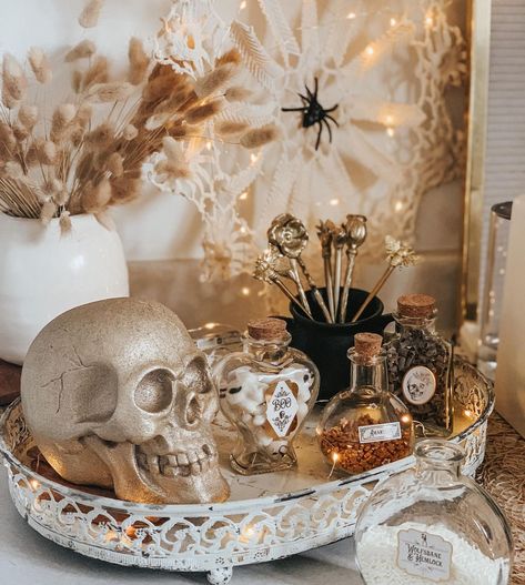 Halloween Coffee Table Decor, Halloween Coffee Table, Halloween Farm, Goth Diy, Halloween Mirror, Gold Halloween, Skeleton Decor, Boho Halloween, Skeleton Decorations