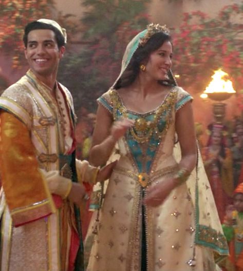 Aladdin 2019 Jasmine, Princess Jasmine Wedding Dress, Princess Jasmine Wedding, Aladdin Wedding, Jasmine Wedding Dress, Movie Wedding Dresses, Movie Wedding, Aladdin Live, Bride Wars