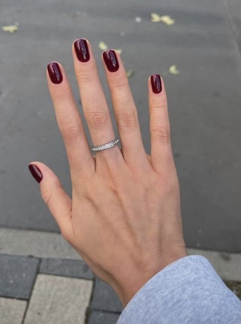 Short Classy Red Nails, Nails Classic Elegant, Short Gel Nails Wine Red, Short Round Burgundy Nails, Burgandy Short Nails Gel, Peach Fingernails, Gel Bottle Inc Nails, Super Short Square Nails, Short Round Dark Red Nails