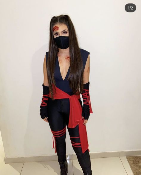 Ninja Hairstyles Costume Women, Ninja Cosplay Female, Ninja Make Up, Ninja Makeup Halloween Women, Mom Dad Baby, American Pie, Halloween Costume Outfits, Dad Baby, Halloween Inspo