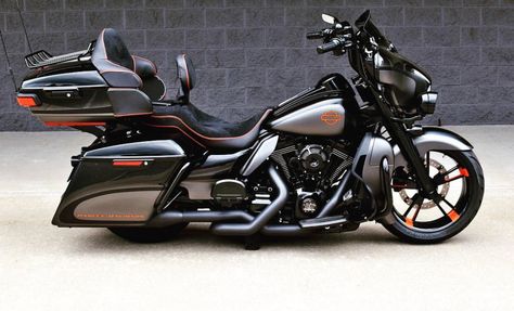 Harley Davidson Harley Davidson Custom Bike, Motorcycle Lift, Harley Bagger, Harley Davidson Ultra, Victory Motorcycle, Street Glide Harley, Bagger Motorcycle, Motos Harley, Harley Davidson Baggers