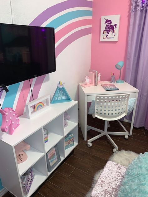 Unicorn Inspired Bedroom, Purple Princess Room Ideas, 2 Girls Bedroom Ideas Small Spaces, Unicorn Bedroom Decor Girl Rooms, Pink Toddler Room Ideas, Unicorn Rooms For Girls Ideas, Girl Room Decor Ideas For Kids, Pink And Purple Room Ideas Girly, Unicorn Room Ideas Bedrooms