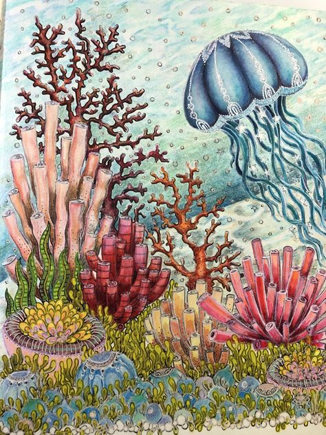 Coral Reef Drawing, Ocean Creatures Art, Sea Drawing, Sea Creatures Art, Hannah Karlzon, Seahorse Art, Underwater Painting, Coral Art, Jellyfish Art