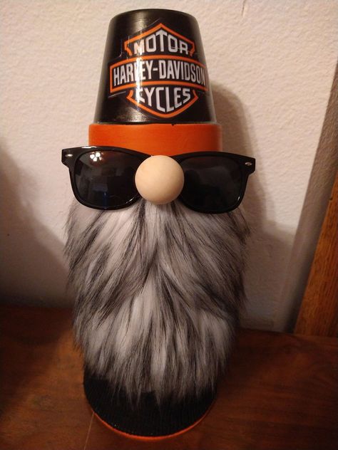 Harley Men, Biker Gnomes, Harley Davidson Crafts, Motorcycle Decor, Biker Men, New Converse, White Beard, Dec 8, Xmas Crafts