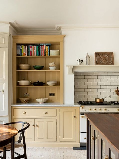 The founder of DeVol defines perfection. Kitchen Decor Colors, English Style Kitchen, Cat Litter Box Cabinet, Mustard Kitchen, Exterior Front Door Colors, Litter Box Cabinet, Painting Laptop, Italy Kitchen, Dreamy Kitchens