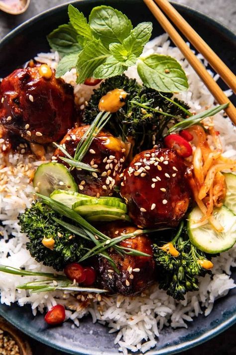 Party Dinner Ideas, Gochujang Chicken, Half Baked Harvest Recipes, Recipes Healthy Dinner, Korean Chicken, Dinner Recipes Healthy, Spicy Korean, Recipe Sheets, Harvest Recipes