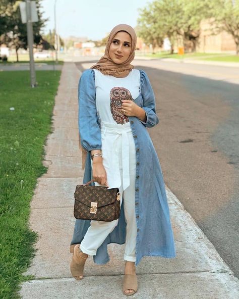 Hijab Instagram, Niqab Hijab, How To Wear Hijab, Fashion Abaya, Hijab Fashion Summer, Outfits Hijab, Simple Hijab, Modern Hijab, Hijab Look