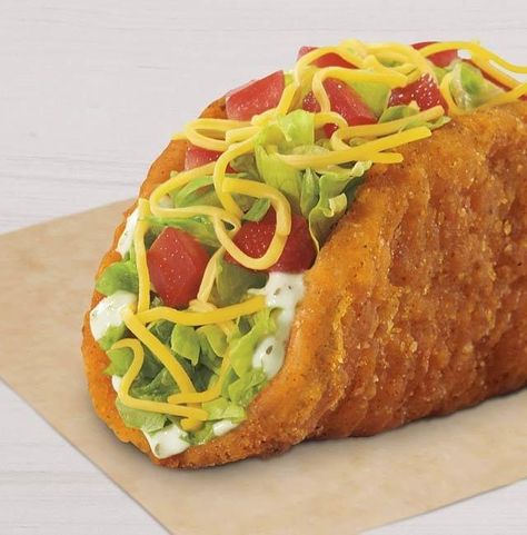 NEW ITEM: Naked Chicken Chalupa from Taco Bell. See the full nutrition facts, weight watchers points and allergies on our website. #fastfood #nutrition Chicken Chalupas, Taco Bell Chalupa, Chalupa Recipe, Chicken Chalupa, Mango Nutrition, Crispy Chicken Wraps, Paleo Diet Food List, Taco Bell Recipes, Braised Chicken Breast