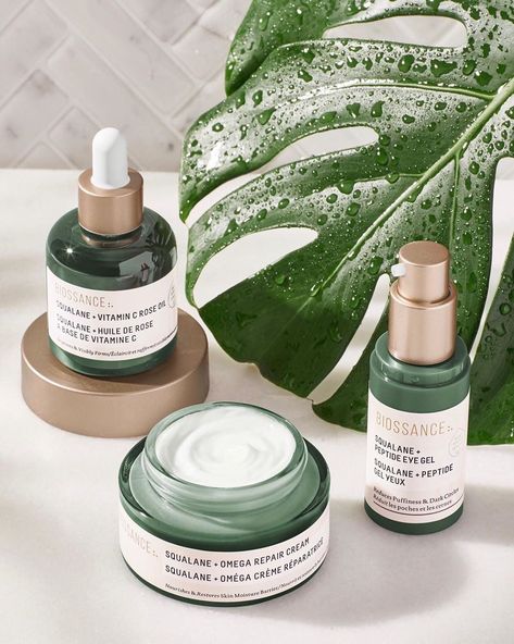 Green Skincare Photography, Green Skincare Packaging, Green Skincare Aesthetic, Sustainable Cosmetics, Green Skin Care, Green Beauty Products, Nature Skincare, Skincare Sephora, Green Skincare