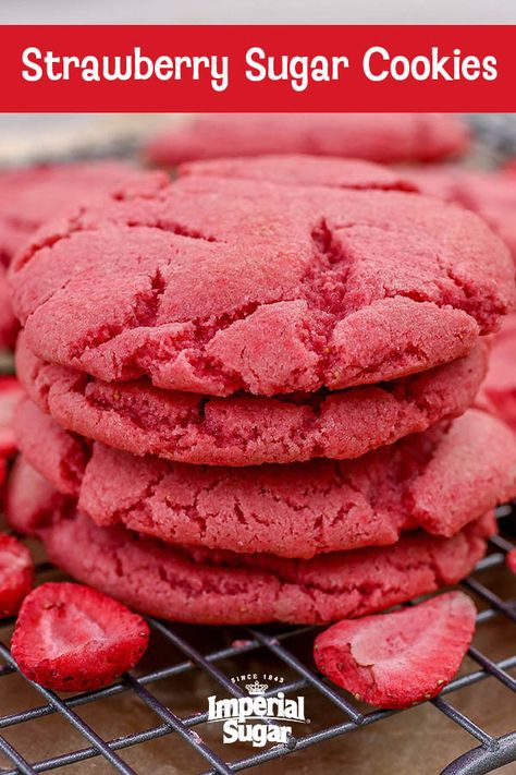 Recipes With Strawberry Extract, Soft Strawberry Cookies, Strawberry Cake With Freeze Dried Strawberries, Pink Strawberry Cookies, Dried Strawberry Cookies, Freeze Dried Strawberry Powder Recipes, Freeze Dried Strawberries Uses, Strawberry Snickerdoodle Cookies, Strawberry Food Recipes