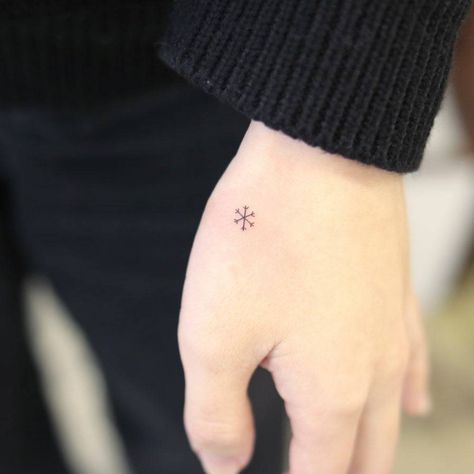 Small Snowflake Tattoo, Snowflake Tattoo, Snow Tattoo, Button Tags, Snow Flake Tattoo, Small Airplanes, Seasons Winter, Minimalist Line Art, Japan Tattoo