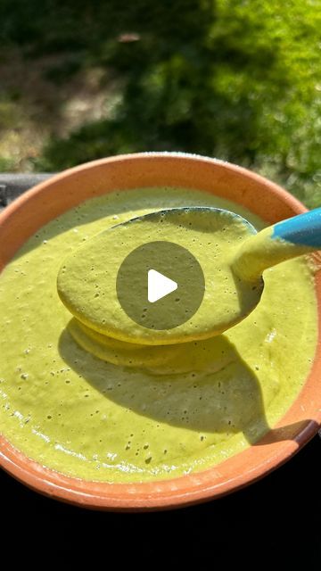 Fake Guacamole, Guacamole Salsa Recipe, Calabacitas Recipe, Salsa Videos, Tacos Dorados, Mexican Flavors, Salsa Guacamole, Guacamole Salsa, Salsa Ingredients