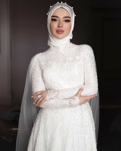 Muslim Wedding Dress Hijab Bride, Elegant Long Sleeve Wedding Dresses, Wedding Hijab Styles, Bridal Hijab Styles, Muslim Wedding Gown, Baju Kahwin, Muslimah Wedding Dress, Nikah Dress, Muslimah Wedding