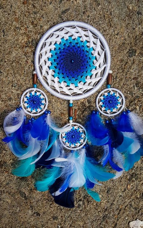 Dream Catcher Wallpaper Iphone, Wall Hanging Dream Catcher, Dream Catcher Patterns, Blue Dream Catcher, Beautiful Feathers, Beautiful Dream Catchers, Dream Catcher Decor, Dream Catcher Art, Dream Catcher Craft