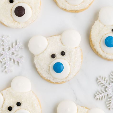 Polar Bear Face Cookies Polar Bear Cookies, Cute Christmas Desserts, Face Cookies, Polar Bear Face, Pecan Snowballs, Preschool Cooking, Grinch Cookies, Homemade Gingerbread, Chocolate Melting Wafers