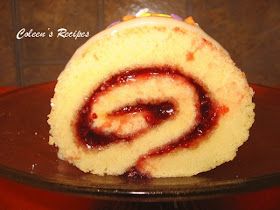 Jelly Rolls Recipe, Whipped Cream Filling, Jam Roll, Jelly Roll Cake, Glaze For Cake, Cake Roll Recipes, Jelly Roll Pan, Cream Filling, Jelly Rolls