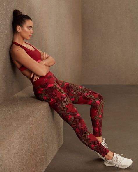 Singer Dua Lipa rocks camouflage for adidas Here to Create campaign Women Fitness Photography, Activewear Photoshoot, Sport Photoshoot, Gym Photography, Modele Fitness, Estilo Fitness, Fitness Activewear, Fitness Photoshoot, Fitness Photos