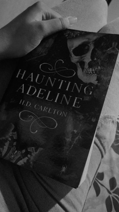 Hauting Adeline Aesthetics, Haunting Adeline Book Snaps, Haunted Adeline Spicy Chapter, Hunting Adaline, Hunting Adeline, Zade Meadows, Haunting Adeline, Hyuna Kim, Fake Images