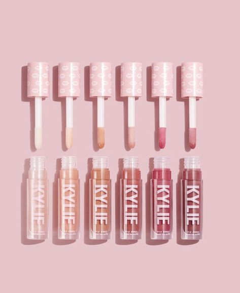 Kylie Cosmetics Plumping Gloss Diy Lip Plumper, Madara Cosmetics, Composition Photo, Lip Plumping Gloss, Kylie Makeup, Kylie Baby, Kylie Skin, Lip Balm Collection, Lip Plumping