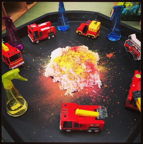 Put the fire out!! #foam #crushedchalks #watersprays #fireengines #sensoryplay #messyplay #fire #water #smallworld #imagination #tufftray… Tuff Tray Ideas Toddlers, Tuff Spot, Eyfs Classroom, Community Helpers Preschool, People Who Help Us, Eyfs Activities, Great Fire Of London, Nursery Activities, Tuff Tray