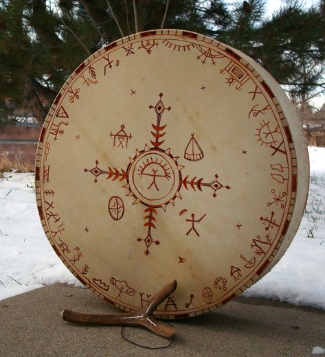 siperian style shaman drum | Merja Waters | Flickr Shaman Symbols, Shaman Woman, Frame Drums, Shaman Drum, Drums Art, Shamanic Journey, Shamanic Healing, Medicine Woman, Medicine Wheel