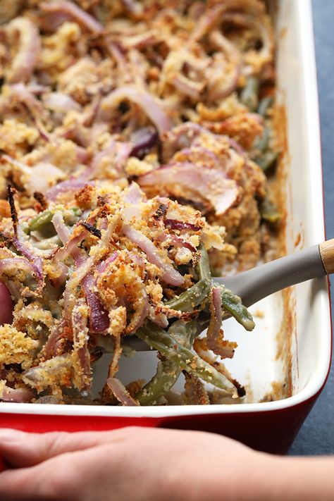 This Healthy Green Bean Casserole with Crunchy Onion will be your new favorite side for Thanksgiving! It has fresh green beans and just the right amount of crunchy onions! Gluten Free Green Bean Casserole, Crunchy Onions, Healthy Holiday Side Dishes, Healthy Holiday Sides, Healthy Green Bean Casserole, Healthy Green Beans, Asian Soups, Vegan Green Bean Casserole, Fit Foodie Finds