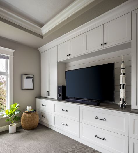 Closet And Tv Cabinet, Build In Wardrobe With Tv, Tv Unit With Closet, Tv Cabinet Wall, Bedroom Closet Design Built In Wardrobe With Tv, Bedroom Built Ins For Tv, Custom Tv Cabinet Built Ins Bedroom, Built In Dresser In Bedroom, Bedroom Wall Units