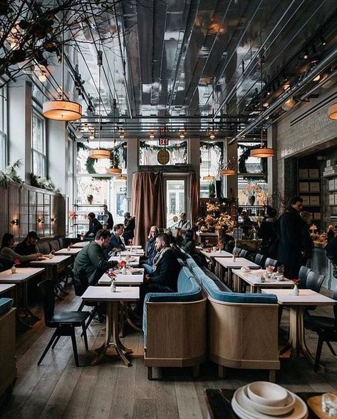 Restaurant Seating Layout, Loft Cafe, Cafe New York, Industrial Cafe, Cafe Seating, Industrial Restaurant, Restaurant Seating, Booth Seating, Vintage Interior Design