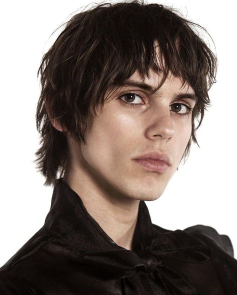 Men’s Hair Styles Long, Shag Haircut Men Curly, Long Mod Cut, Men’s Shag Haircuts, Short Shaggy Haircuts Men, Alternative Mens Hair, Wolf Cut Men Straight Hair, Short Rockstar Hair, Male Shag Haircut