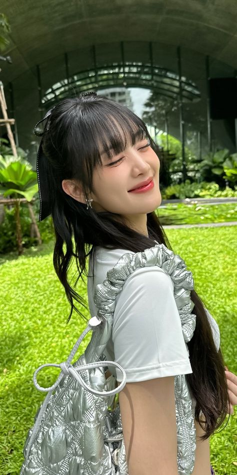 Minnie Wallpaper, G-idle Minnie, Minnie Gidle, G I Dle Minnie, Kpop Pics, Girl Wallpaper, G I Dle, Girls Generation, Pop Group