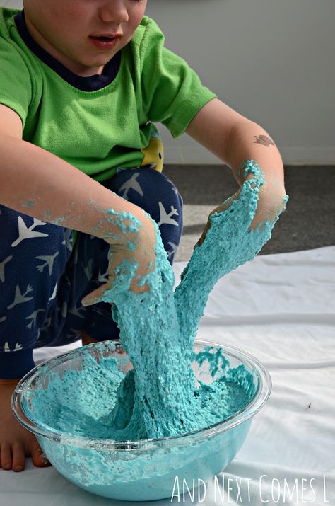 Incredible Edible Sludge Sensory Play - Looks like a fun activity for kids! Sensory Recipes, Messy Activities, Science Experience, Play For Kids, Senses Activities, Easy Toddler Activities, Client List, Toddler School, Sensory Boxes