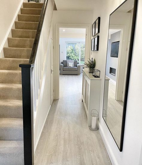 Grey Corridor Ideas, Enterance Idea With Stairs, Kitchen And Hallway Flooring, Hallway Grey Floor, Neutral And Black Hallway, Downstairs Hallway Ideas, Tight Hallway Ideas, Beige And Black Hallway, Open Plan Hallway