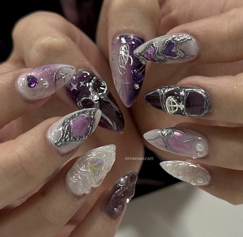 Purple Ethereal Nails, Y2k Nail Art Designs, Y2k Purple Nails, Cybersigilism Nails, Black Purple Nails, Purple Y2k Nails, Y2k Nail Art, Black And Purple Nails, Classy Almond Nails