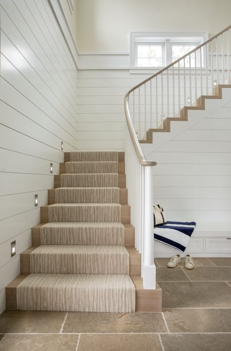 Beach House Staircase, Beach House Basement, Beach House Stairs, Simple Beach House, Under Staircase, Cottage Stairs, Lake House Cottage, Interior Design Styles Quiz, Under Stair