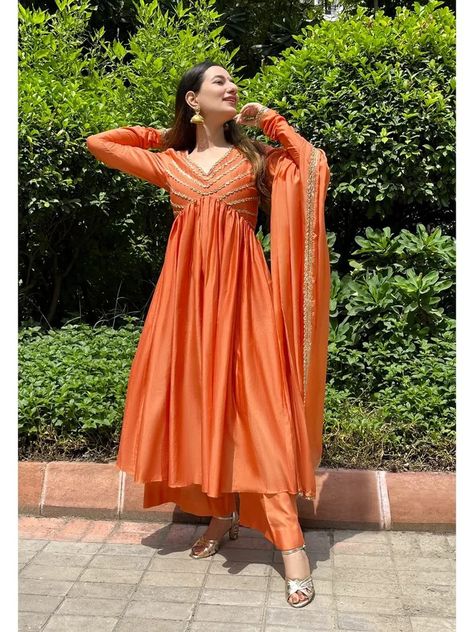 Anarkali Dress Simple, Anarkali Dress Online Shopping, Orange Anarkali, Pink Anarkali Suits, Suits Ideas, Anarkali Designs, Placement Embroidery, Pink Anarkali, Anarkali Dresses