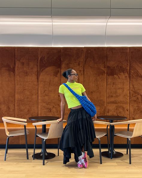 she’s cool and her friend’s cool too Her Outfits, Colorful Streetwear Women, Summer Streetwear Skirt, Big Skirt Outfit, Streetwear Maxi Skirt, Summer Thrift, Modest Summer Clothes, Modest Summer, Summer Outfits Petite