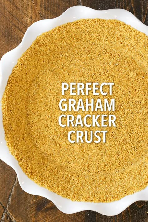 The perfect graham cracker crust for pies - baked and no bake! Won't fall apart! Easy Graham Cracker Crust, Creamy Key Lime Pie, Baked Graham Cracker Crust, Graham Cracker Pie Crust, Cracker Pie Crust, Easy Desert, Graham Cracker Pie, Graham Cracker Crust Recipe, Cracker Pie