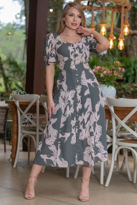 Crepe Dress Designs, Simple Midi Dress Casual, Viscose Dress Pattern, Floral Long Frocks, Crepe Dresses, After Wedding Dress, Simple Midi Dress, Modest Dresses Fashion, Girls Dresses Sewing